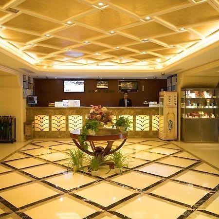 Greentree Inn Suzhou Railway Station North Square Haobainian Wedding Dress City Express Hotel Exterior photo